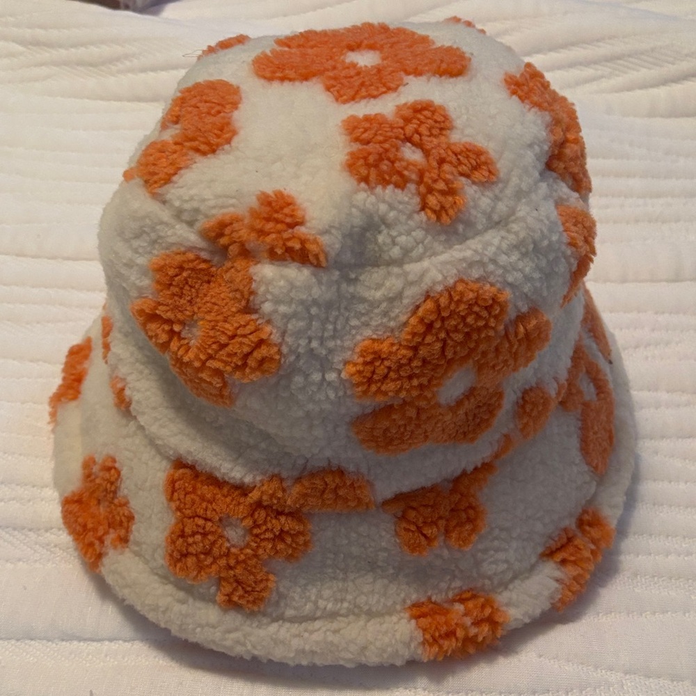 Floral Orange and White Women's Sherpa Interior adjustable Bucket Hat EUC